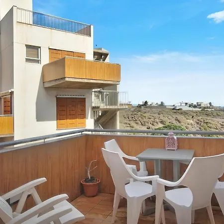 Edificio Martines * El Medano (Tenerife)